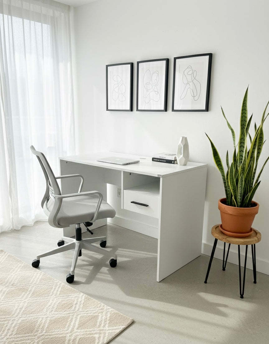 Monarch Desk